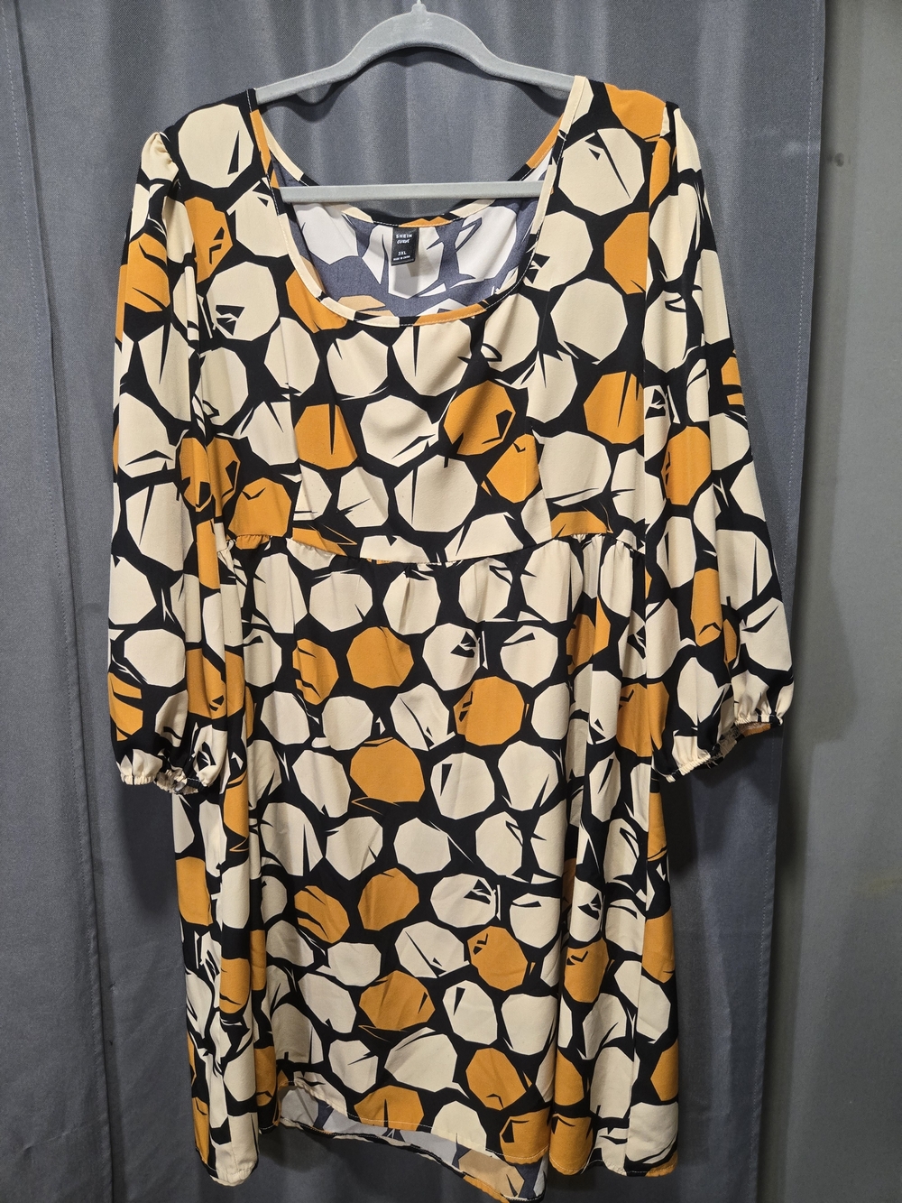 SHEIN Yellow & Cream Geometric Scoop-Neck Mini Dress